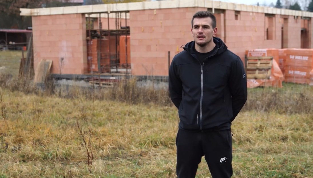 Stavba rodinného domu svépomocí s využitím HELUZ SIDI