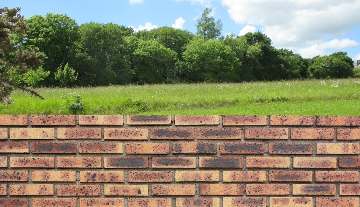 Stavíme zeď na zahradě