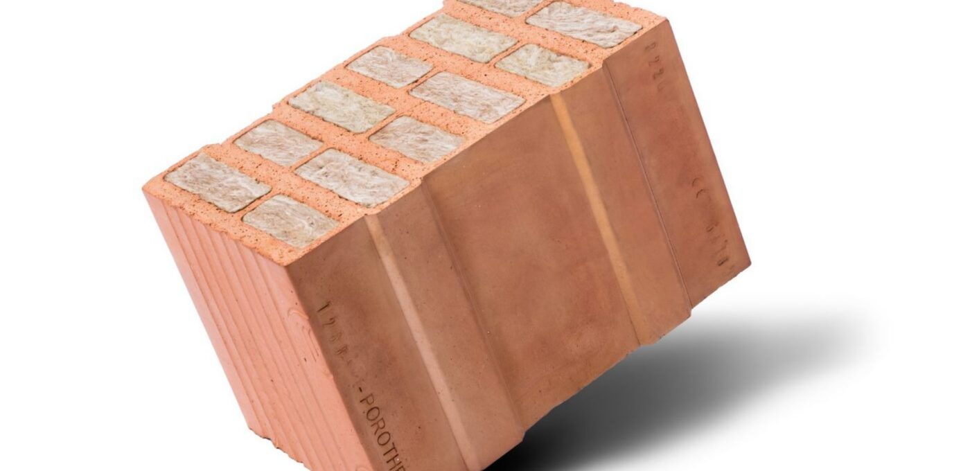 Jednovrstvé obvodové zdivo: S pořádnou cihlou jedna vrstva stačí!